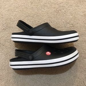 Black crocs